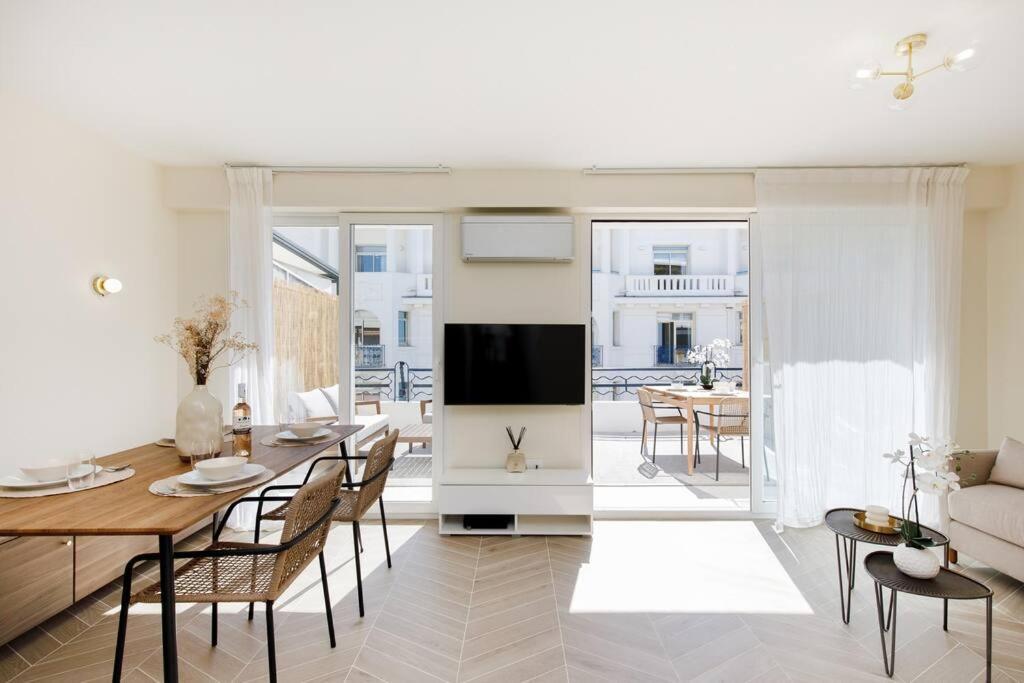 Martinez Area Superb 1 Bed W Xxl Terrace *